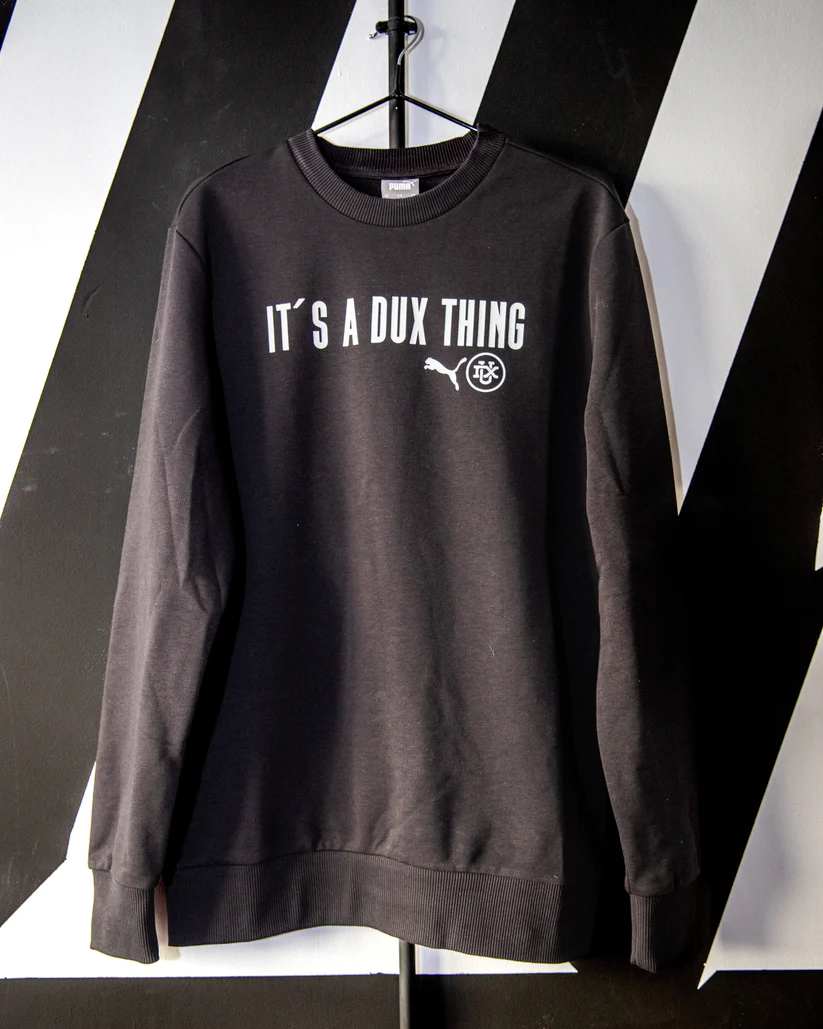 Sudadera negra "It´s a DUX thing"